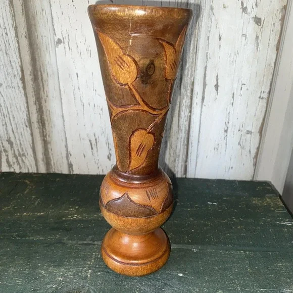 Vintage MCM Wooden Vase With Carved Leaves and Flowers 9" Tall - Picture 4 of 7